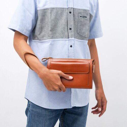Clutch Javy with model - Mali Indonesia